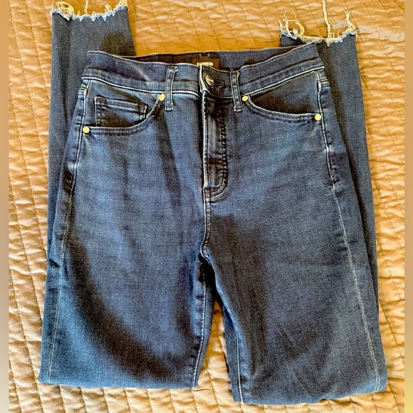 Express Skinny Stretch Jeans - Picture 1 of 4